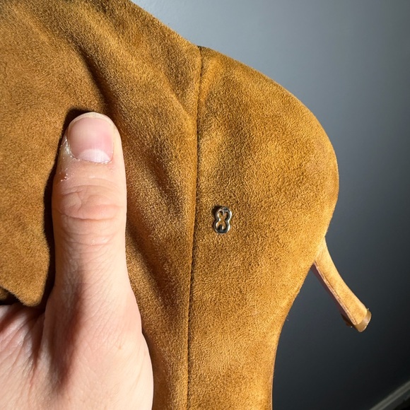 Escada Camel Suede Knee High Heeled Boots Size EU 39 - Picture 6 of 9